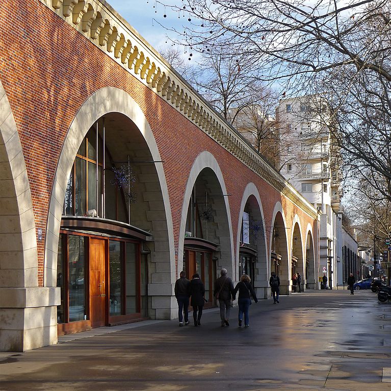 P1340917_Paris_XII_avenue_Daumesnil_Viaduc_des_Arts_rwk